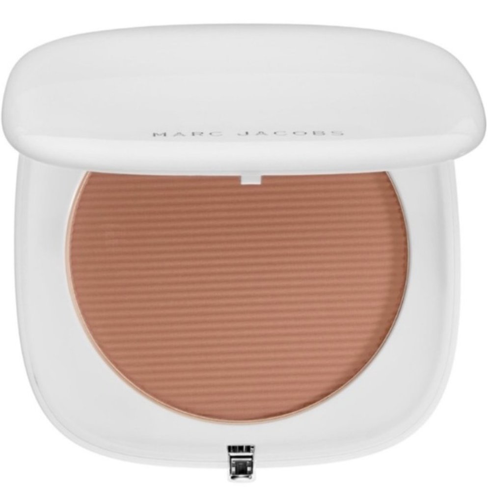 NIB — Marc Jacobs — O!Mega Bronze Coconut Perfect Tan (104 Tan-tastic!)